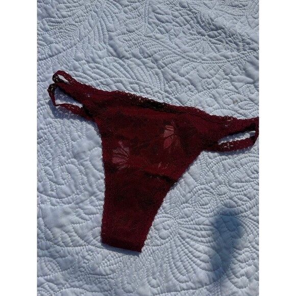 Victorias Secret All LACE Floral THONG Panty SEXY Strappy NWT Double Strap - Picture 3 of 5